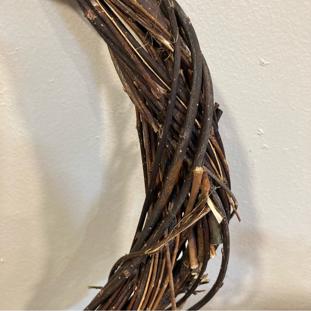 13” Natural Willow & Tallow Berry Wreath Neutral Rustic Decor Handmade Wreath - Picture 7 of 12